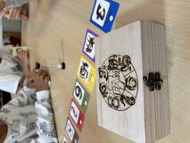 Galerie photo Les 3PMET présente le jeu 7FAM aux écoliers lorpéens
